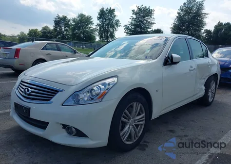 2015 Infiniti Q40 из США, поврежденный, VIN JN1CV6AR1FM522865